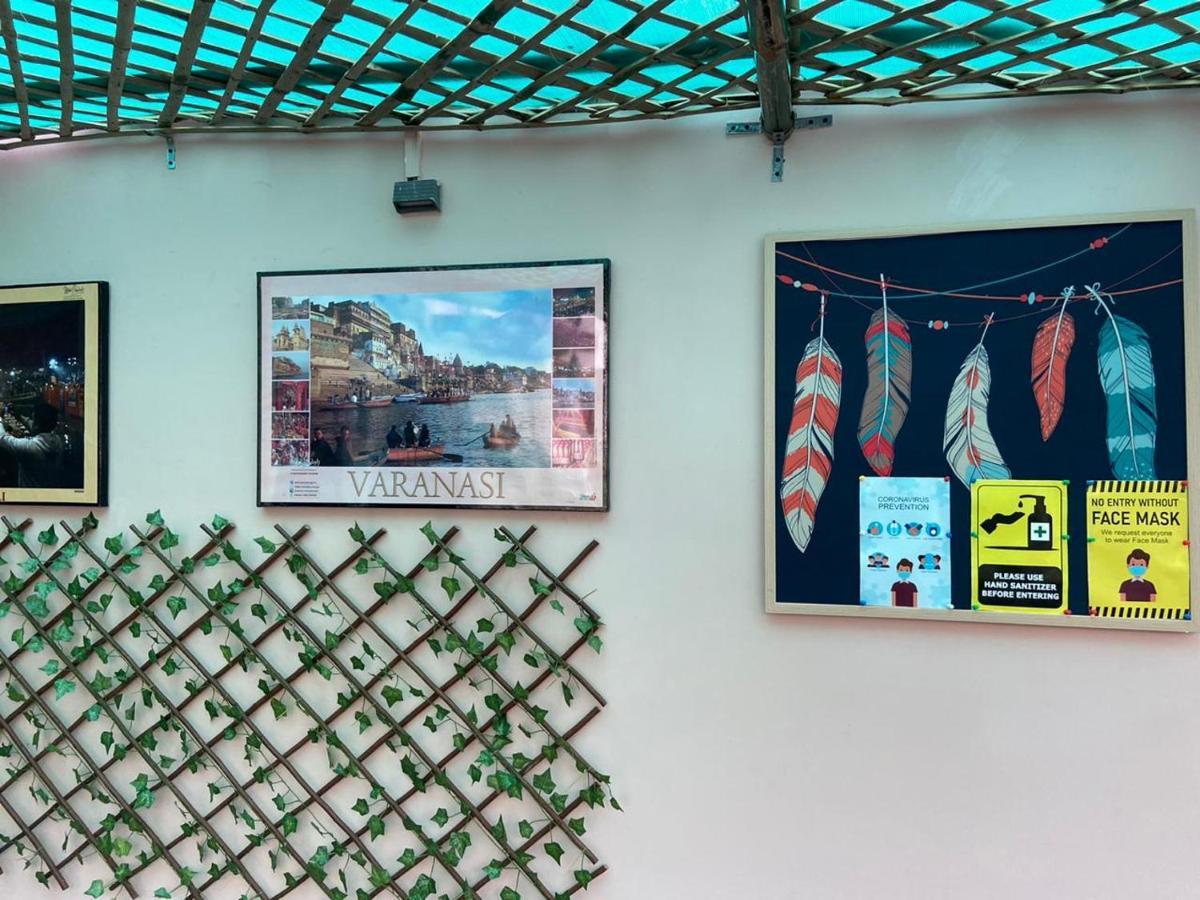 The Sunaina Hotel Váránaszi Kültér fotó